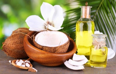 Tinh dầu dừa dược thảo dưỡng trắng da tuyệt hảo Tinh dầu dừa dược thảo dưỡng trắng da tuyệt hảo